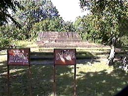 sra049.jpg (28770 bytes)